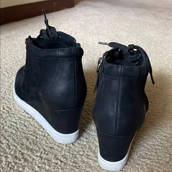 Black High-Top Sneakers with Wedge Sole - Picture 4 of 8
